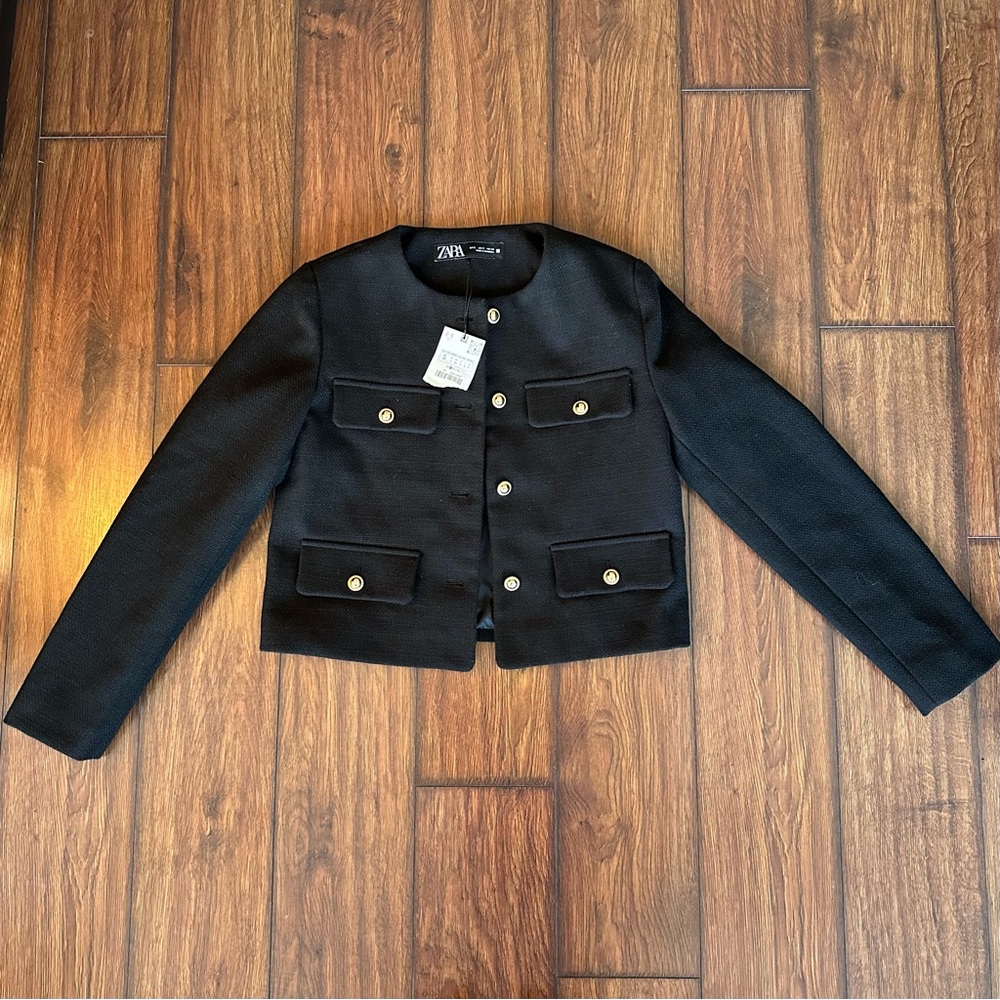 BNWT Zara cropped blazer with flaps size S